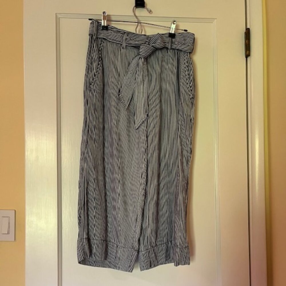 Lands End 2P Navy and White Stripe Wide Leg Crops